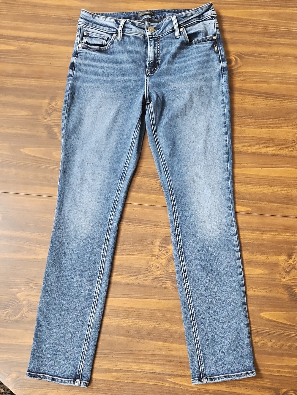 Silver Jeans Women's Light Blue Straight-Leg Jeans